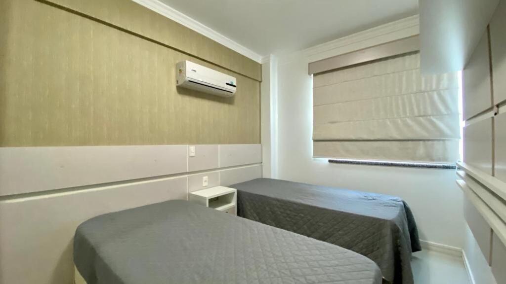 Solar Das Ilhas - Aconchegante Apartamento Na Linda Praia De 4 Ilhas 邦比尼亚斯 外观 照片